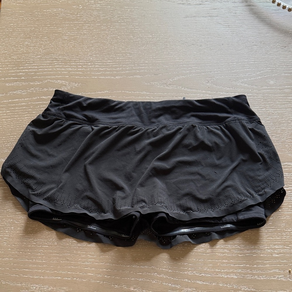 Women's Black lululemon skort/ skirt